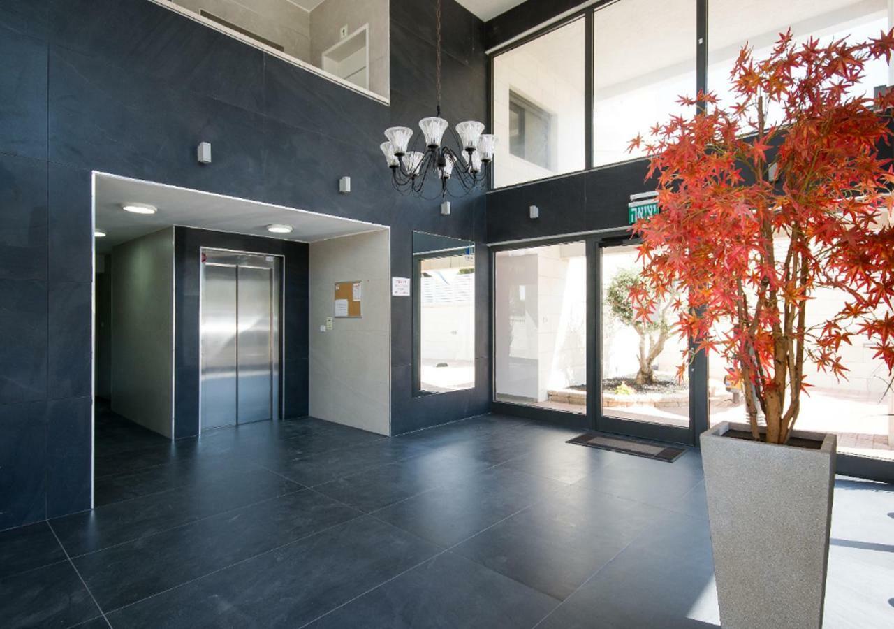 Balfour Sea View City Center Nahariya Exterior foto